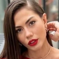 Demet Ozdemir Desnuda