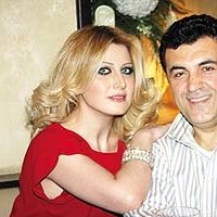 Dilek Pinar Desnuda