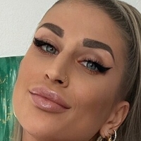 Dinajasmina Desnuda