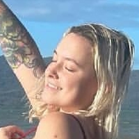Eden MCK Desnuda