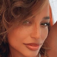 Edita Aradinovic Desnuda