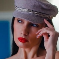 Ekaterina Besova Desnuda