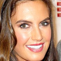 Elizabeth Chambers Desnuda