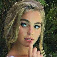 Elizabeth Turner Desnuda