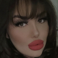ElleHutchx Desnuda