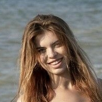 Emily Mayers Desnuda