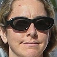 Este Haim Desnuda