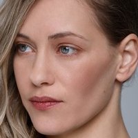 Esther Gaudette Desnuda