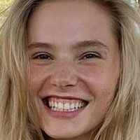Esther Graf Desnuda