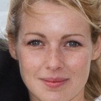 Fleur Lise Heuet Desnuda
