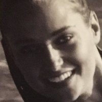 Genevieve Morton Desnuda