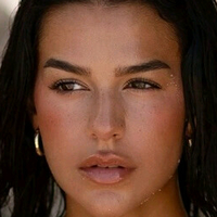 Genny Shawcross Desnuda