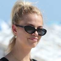 Hailey Clauson Desnuda