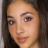 Haley Gosserand Desnuda