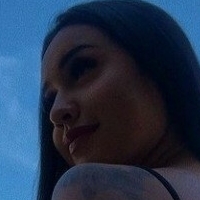 Halsburton Desnuda