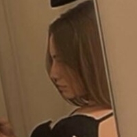 hania-x Desnuda