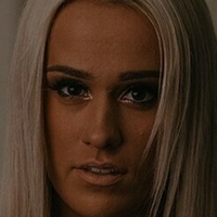 Hayley Mordue Desnuda