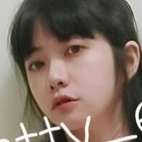 hipatty_eatfood Desnuda