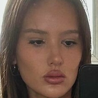 Holly Mueller Desnuda