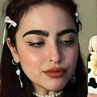 huhlaynuh Desnuda