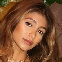 Isabella Patel Desnuda