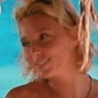Isabelle Alexis Desnuda