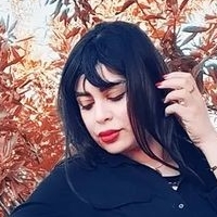 Islem Beji Desnuda