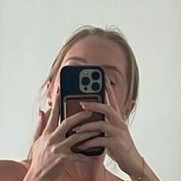 Jay Schilter Desnuda