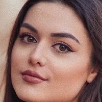 Jess Gjata Desnuda