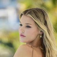 Joy Corrigan Desnuda