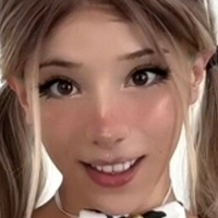 Jucyzxz Desnuda