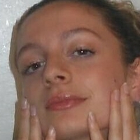 Julia Dicesare Desnuda