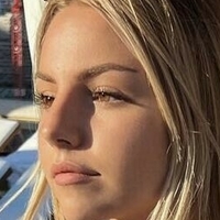 Julia Haller Desnuda