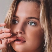 Julia Palha Desnuda