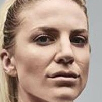 Julie Ertz Desnuda