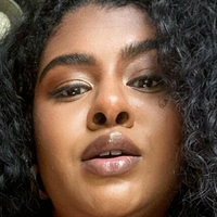 justomi Desnuda