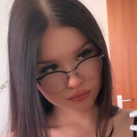 karolin_ka Desnuda