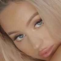 Kasey Rayton Desnuda