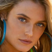 Katebock Desnuda