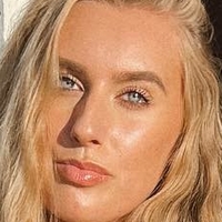 Katie Pierce Desnuda