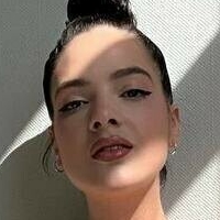 katie_vip_obedient Desnuda