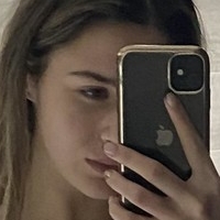 Kelly Aleman Desnuda