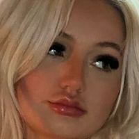 kewinter Desnuda