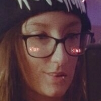 khakiemu Desnuda