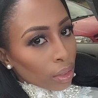 Khanyi Mbau Desnuda