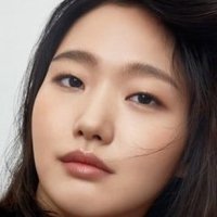 Kim Go-Eun Desnuda