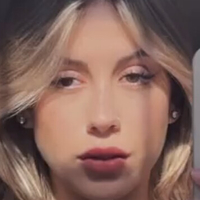 Kmdds Desnuda