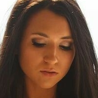 Kristie Barker Desnuda