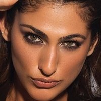 Kubra Sait Desnuda