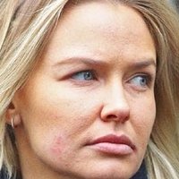 Lara Bingle Desnuda